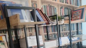 Книги о пожарных и спасателях: в Мурманске открылось новое современное библиотечное пространство для всей семьи