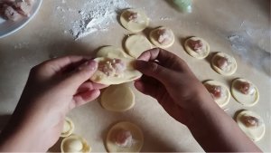 Секрет идеальных пельменей — больше не склеятся: делимся проверенным рецептом