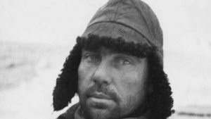 Мурманчанам рассказали о легендарном талисмане Героя Советского Союза Николая Лунина