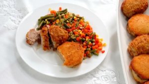 700 г курицы и холодное сливочное масло: готовлю пожарские котлеты — тают во рту, как пух