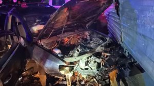 Под Кировском иномарка врезалась в бетонный блок — двое человек в больнице
