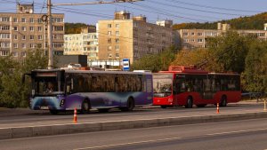 От «декавильки» до автобусов: как развивалась дорожная сеть столицы Заполярья