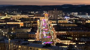 Тёплый свет для уюта и свыше 250 подсвеченных объектов: глава Мурманска раскрыл секреты иллюминации улиц