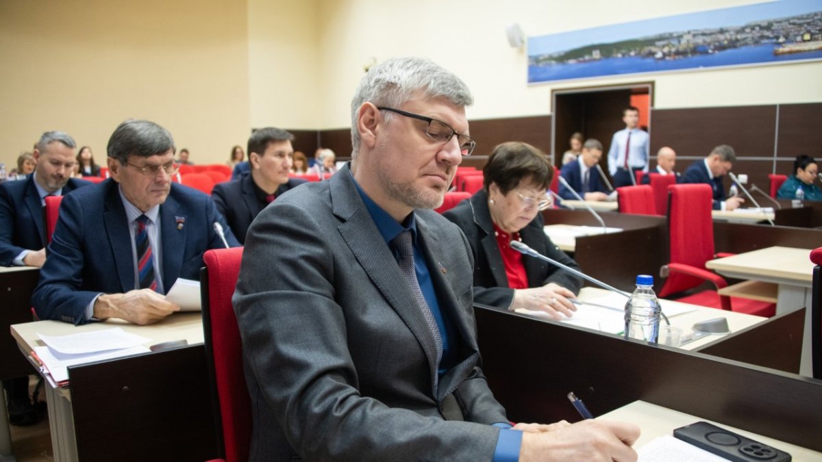 Заседание Горсовета в Мурманске