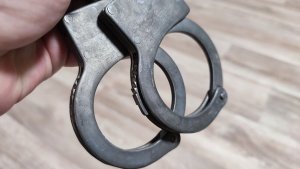 В Ковдоре двое молодых коллег угнали служебный УАЗ и попали на нем в ДТП
