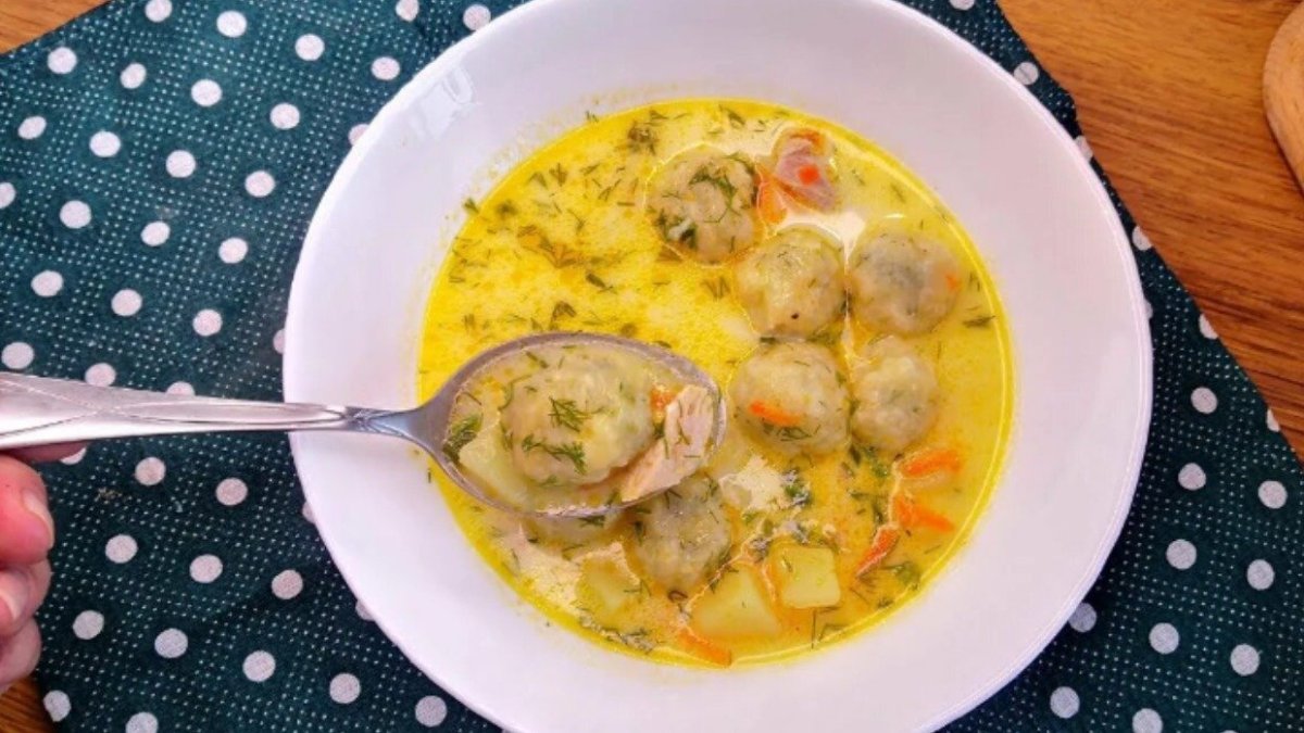 суп с сырными шариками