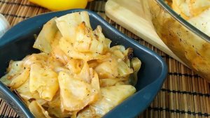 Капуста в духовке: хрустящие ломтики с чесноком за 20 минут — вкуснее чипсов, гарнир уходит первым