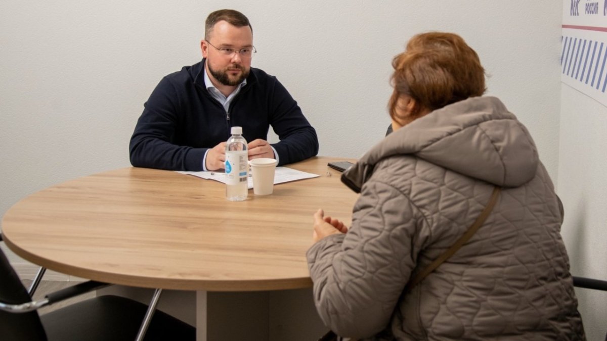 Встреча главы Мурманска с жителями