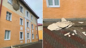 «Хорошо, что никто не пострадал»: в Никеле обрушилась отделка недавно отремонтированного здания