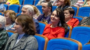 Сквозь пламя войны к пушкинской классике: юные актёры Мурманска представят глубокие театральные постановки