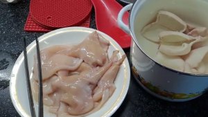 Как варить кальмары: пошаговый рецепт и точное время — нежные как масло, не резиновые, секрет одной минуты