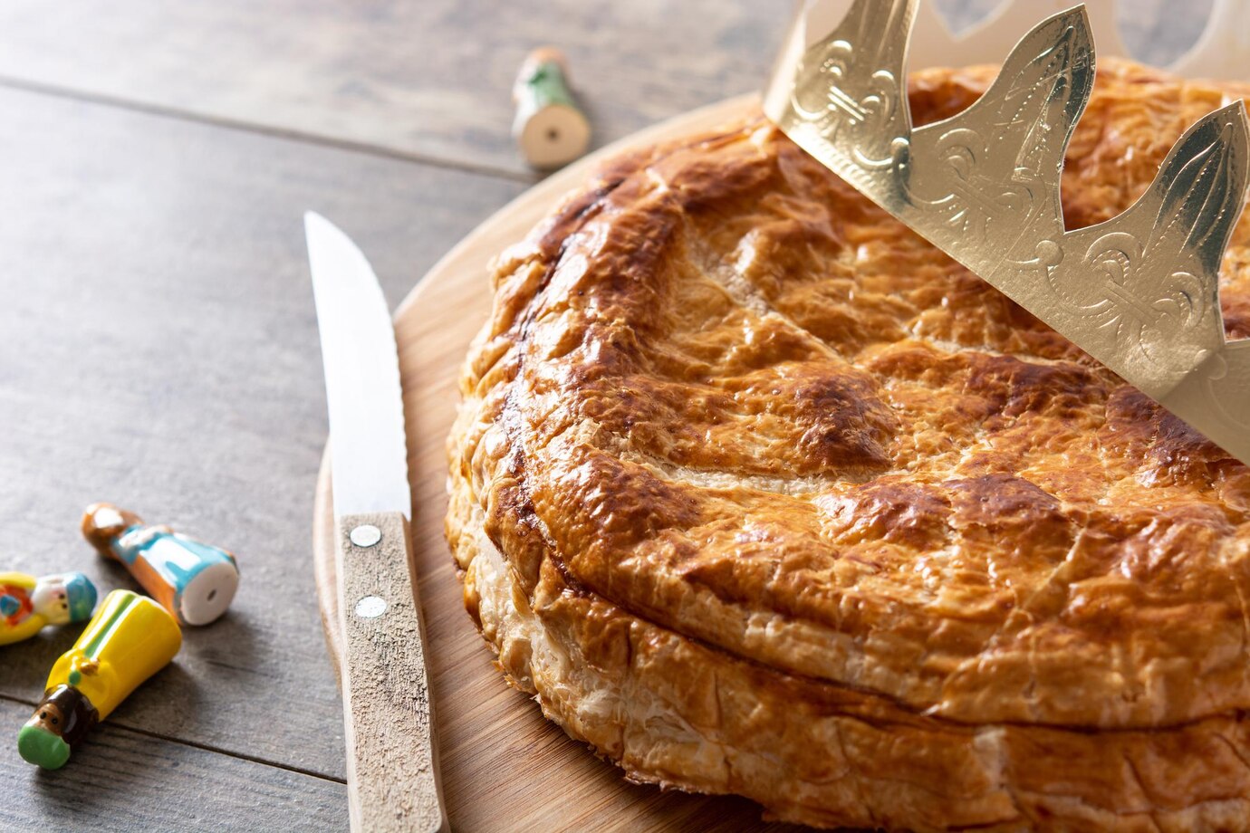 2,5 килограмма вкуснятины — нарядный пирог: с картофельно-мясной начинкой — украсит домашний праздник