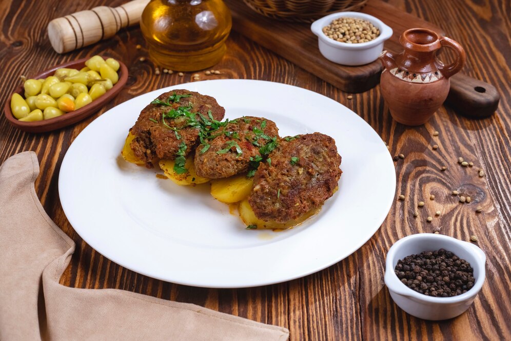 Улучшенный рецепт котлет: всего 1 ингредиент — влияет на вкус и пышность
