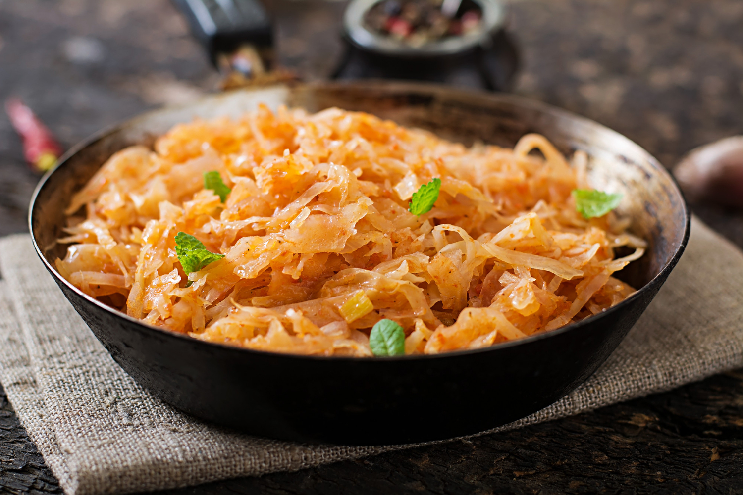 Три кулинарных промаха, из-за которых тушёная капуста получается не такой, как надо гурману