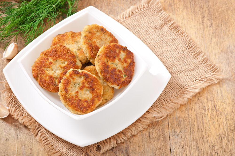 Ленивые пирожки с луком и яйцом: очень вкусные — разлетаются за 5 минут