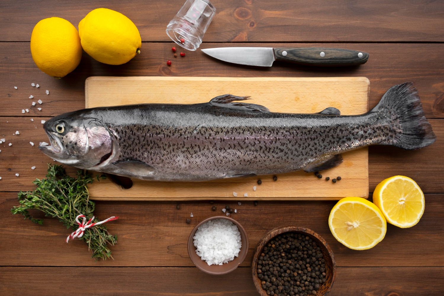 Вроде у нас деликатес, но в мире его считают самым невкусным блюдом: якутский салат — что в составе