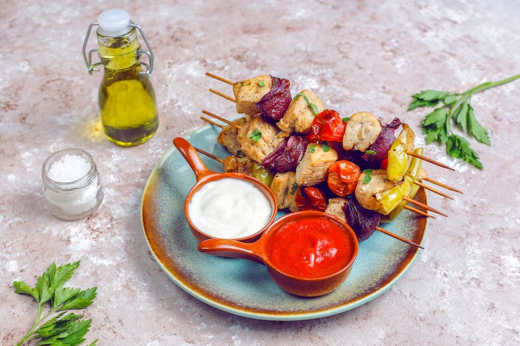 Под шашлычок — вкусно очень: соус-заливка из помидоров за 10 минут — разлетается только так