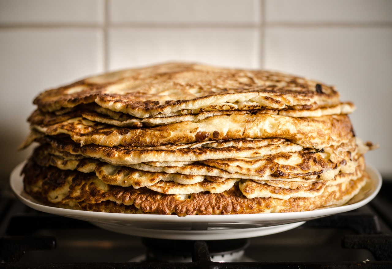 Минимум усилий, максимум удовольствия: финские блины за 15 минут — вкуснятина на завтрак для всей семьи