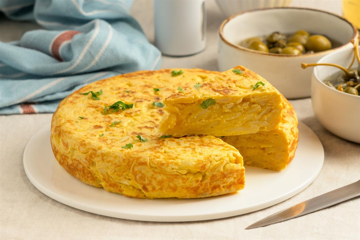 Сытный и вкусный картофельный пирог на сковороде: полчаса на хлопоты
