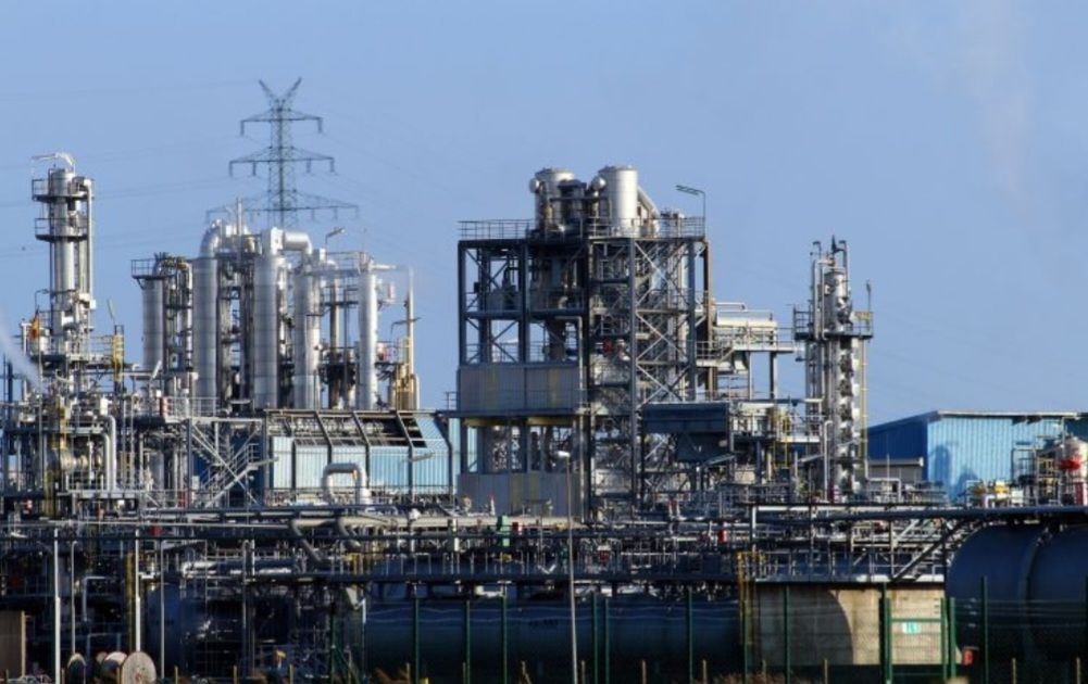 Сваи и море: удивительный поселок — Нефтяные Камни