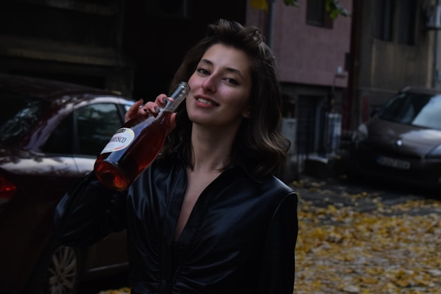 Сказала эту мантру 7 раз — и в кошельке стали появляться деньги