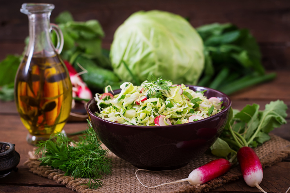 Не квашеная и не тушеная — а вкуснее в 100 раз: капуста «Провансаль» по рецепту бабушки