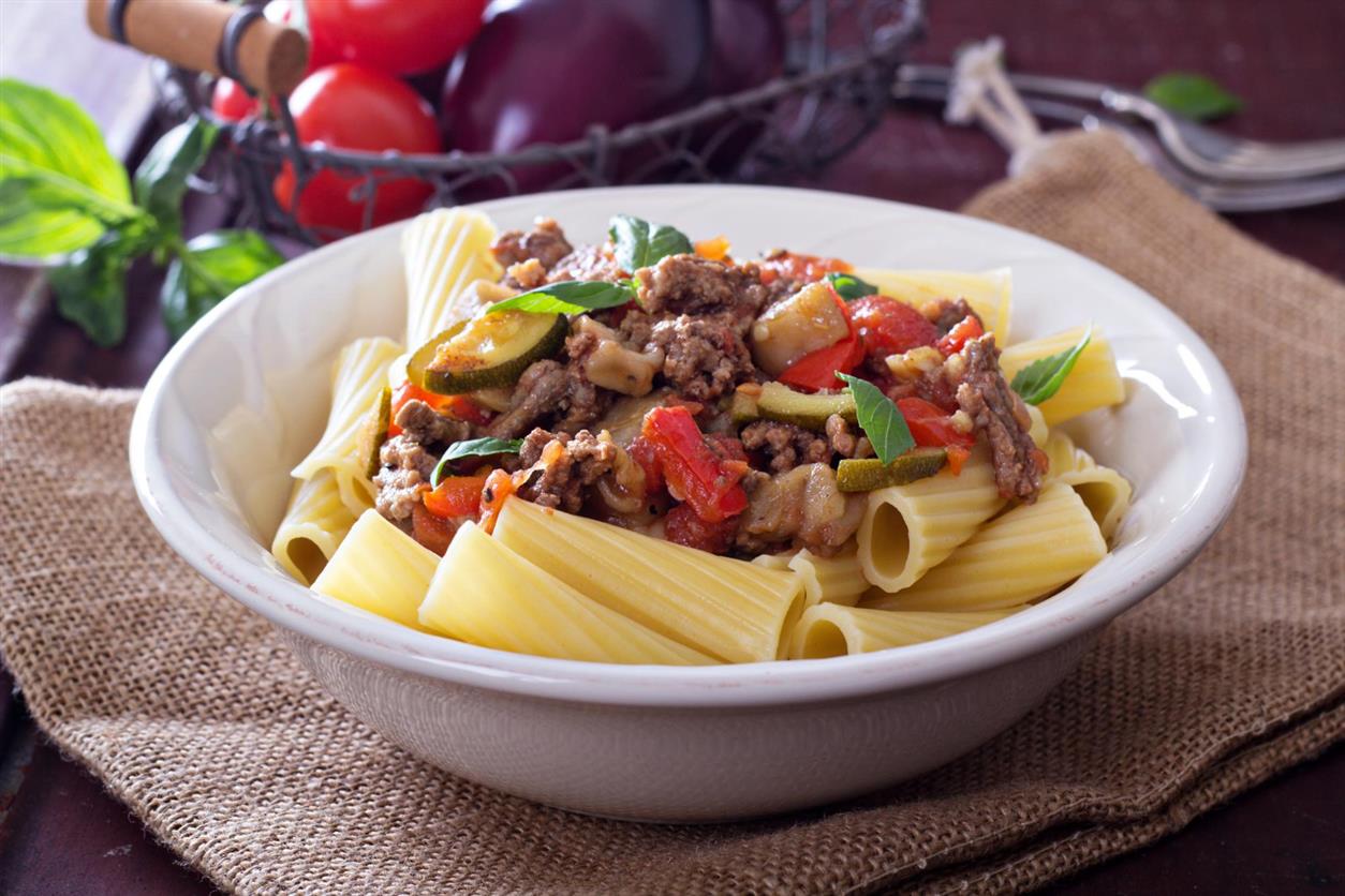 Макароны по-флотски с курицей и болгарским перцем: новый взгляд на привычное блюдо