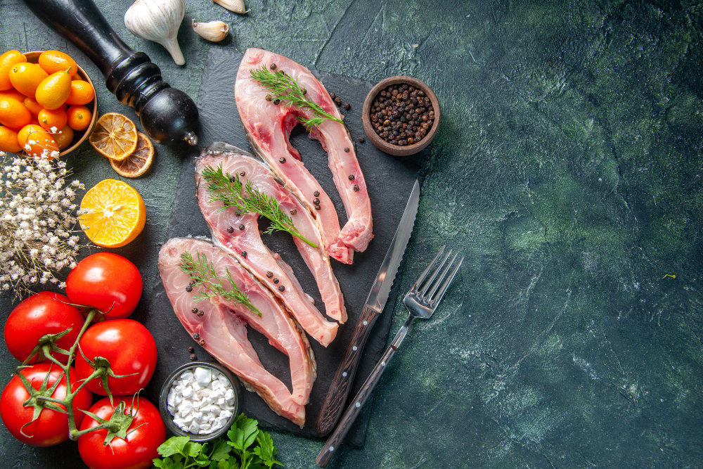 После 50 выбор между рыбой и мясом не стоит — диетологи вынесли вердикт: и он вам не понравится