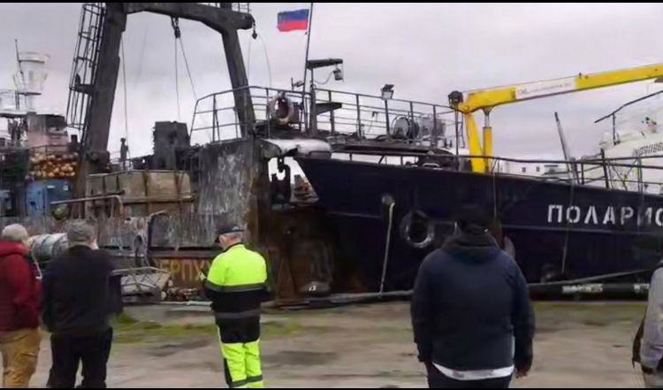 В мурманском рыбном порту столкнулись два судна — идет проверка