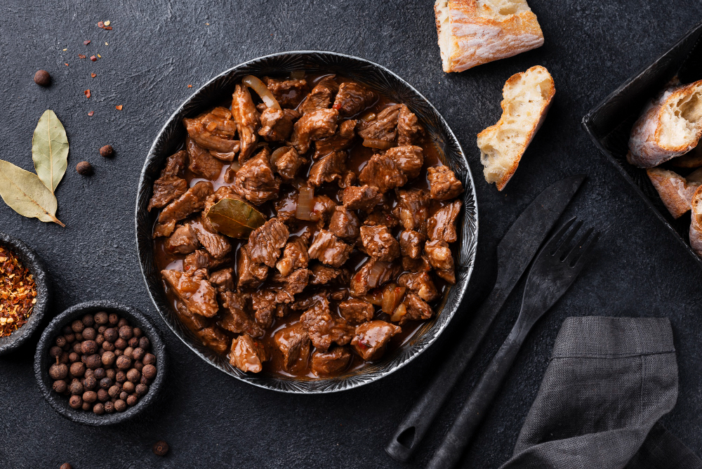 Как быстро приготовить сочную говядинку: мало правильно выбрать мясо — важно правильно порезать