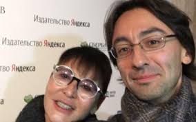 Все не так однозначно: сын Хакамады был замешан в крупном скандале — а теперь живет в Гонконге в квартире за 3 млрд