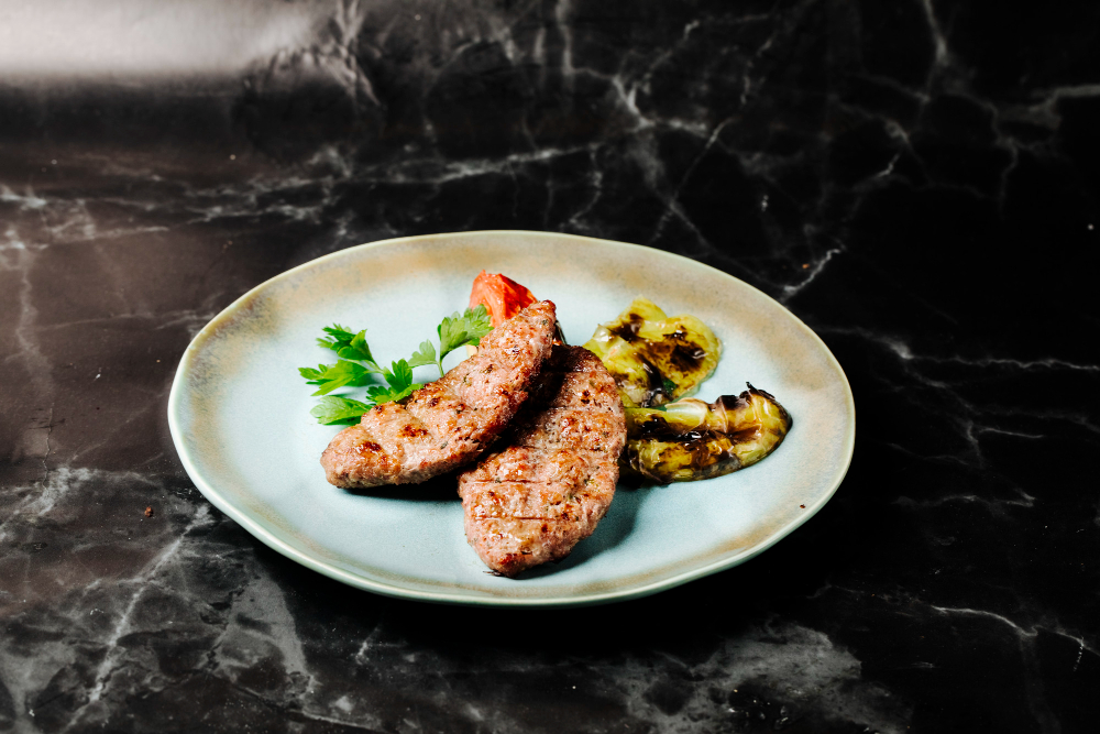 Новость от Мясникова: курица и индейка — уже вчерашний день — все переключаемся на этот вид мяса