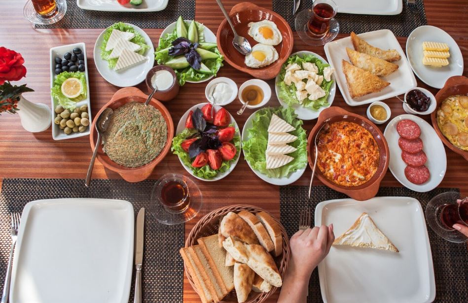 Секреты турецких домохозяек — красивая одежда, полный холодильник и мытье полов каждый день