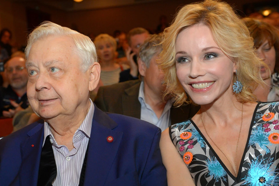 Мать Марины Зудиной призналась: она была счастлива, что ее дочь связала свою судьбу с Олегом Табаковым, 30-летняя разница в возрасте супругов ее не смущала