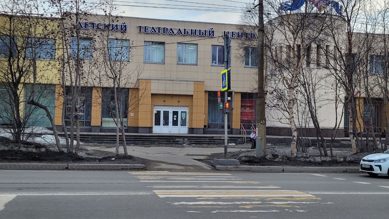 Артисты Луганского академического театра кукол приедут в Мурманскую область с тремя детскими спектаклями