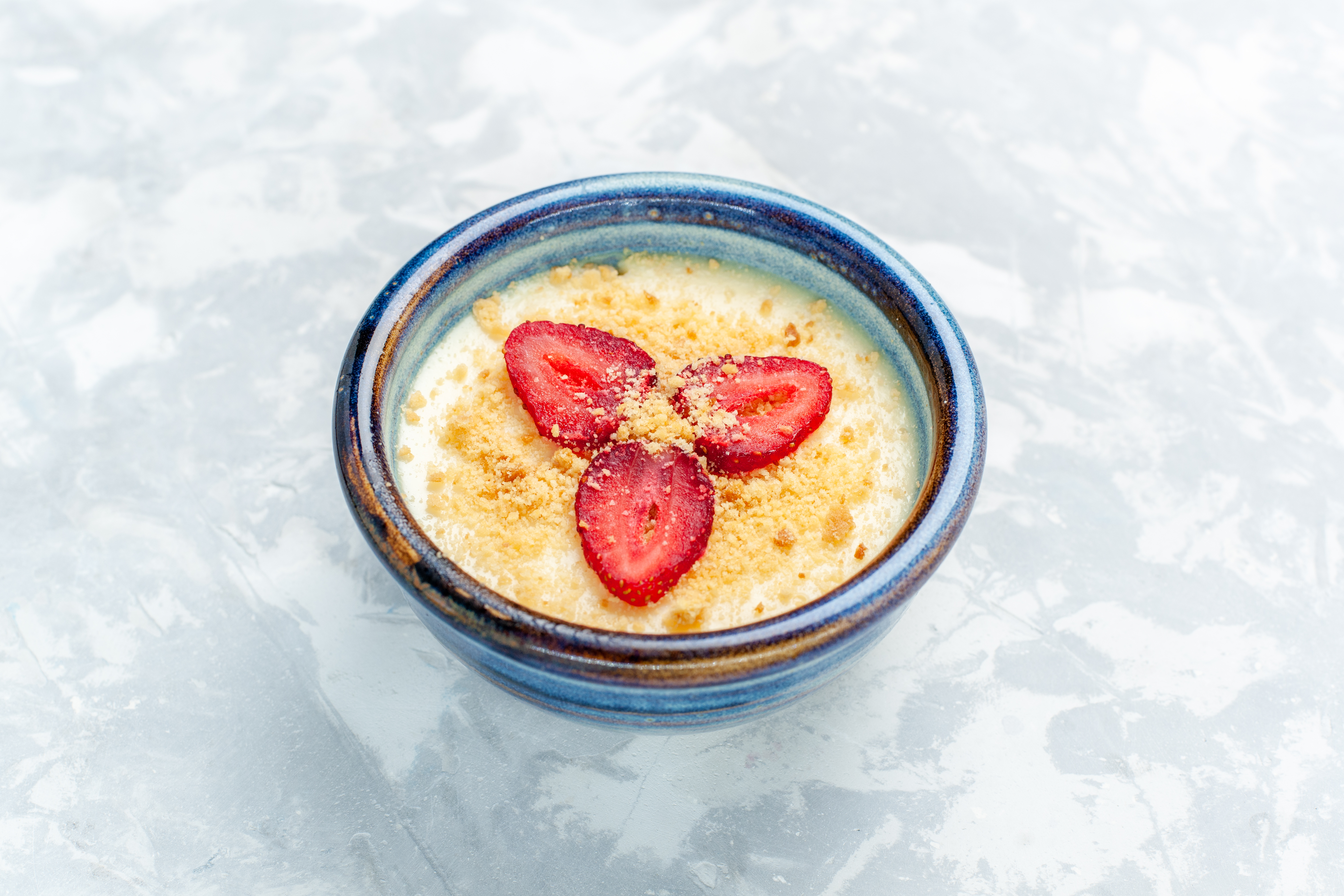 Вива, Италия: готовим десерт Сабайон с вином и ягодами — насладитесь вкусом Средиземноморья