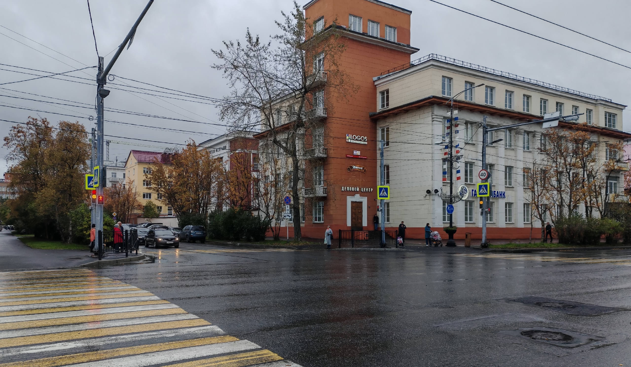 На этой неделе личный прием мурманчан проведут 5 депутатов Городского совета