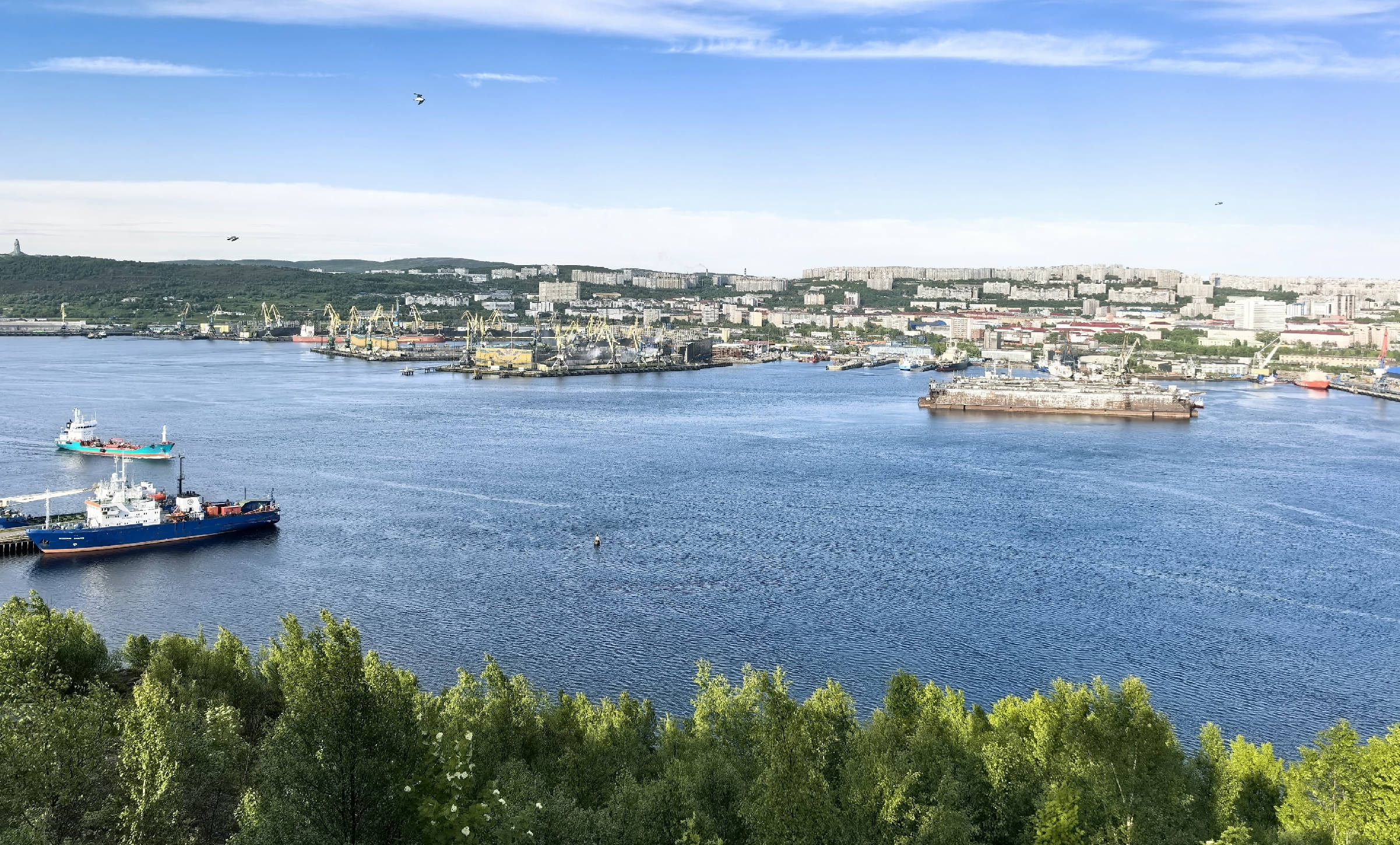 В Мурманске в 2026 году обещают запустить регулярные водные прогулки по заливу