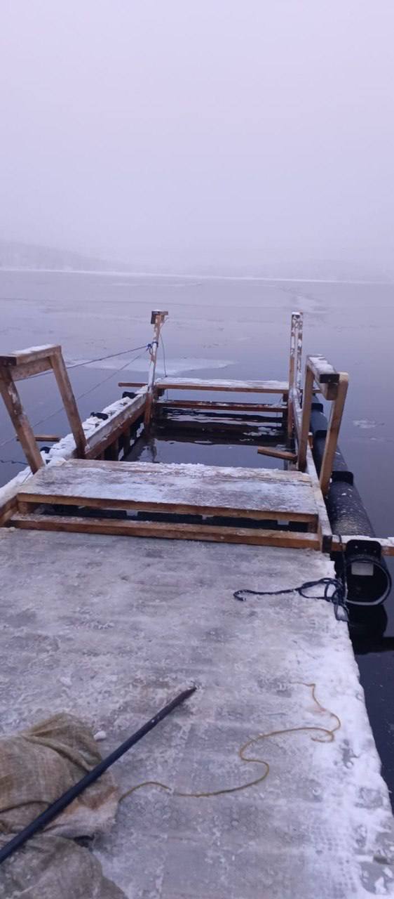 В Мурманске для любителей плавания в холодной воде подготовили две купели