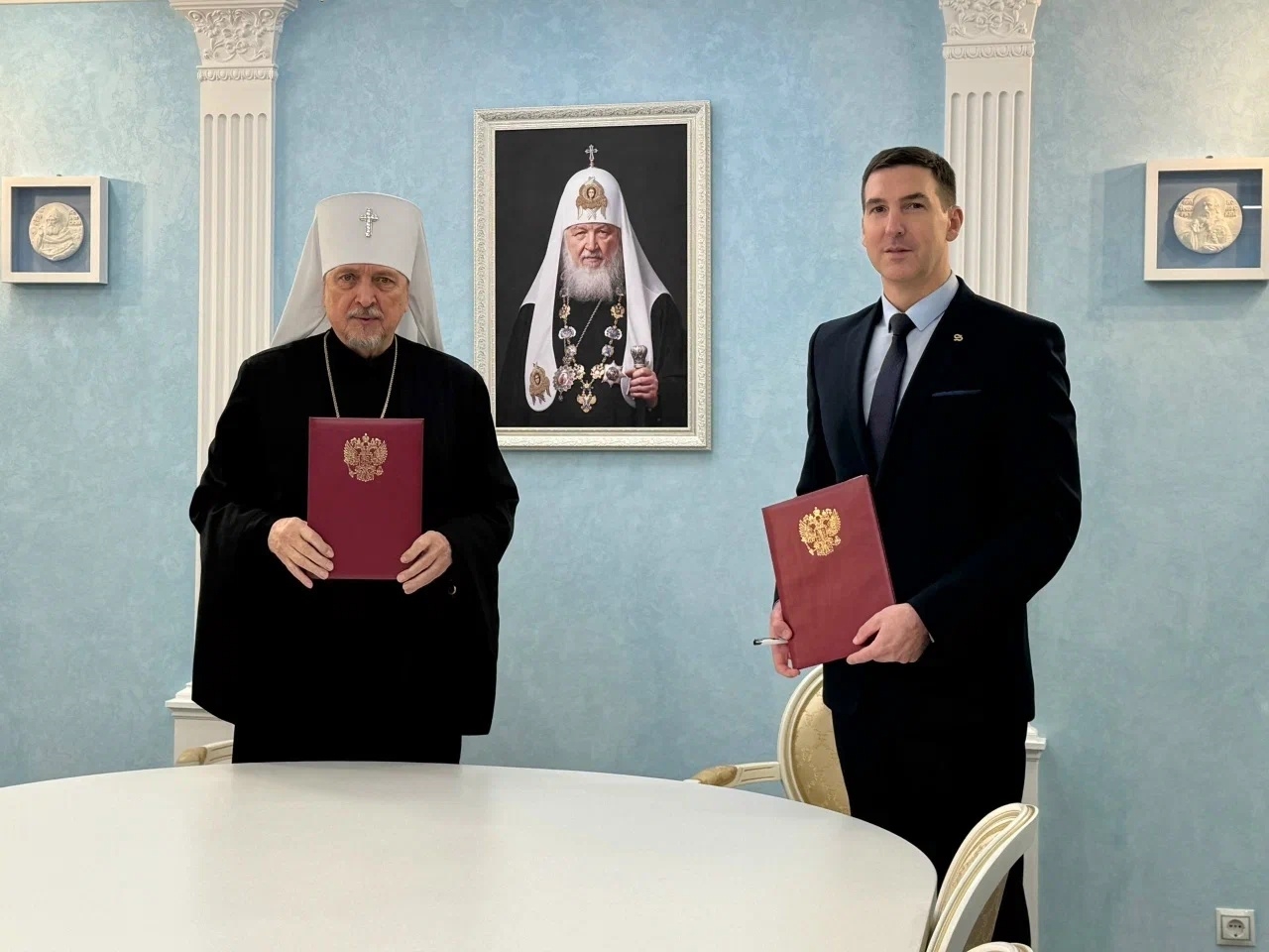 Мурманские епархия и Соцфонд объединились для помощи северянам в получении господдержки