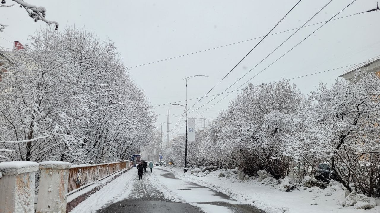 В Заполярье погодные качели будут жесткими: от +4° до -4°, ветер 15-22 м/с с мокрым снегом и гололедица