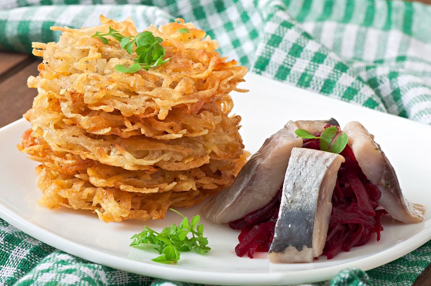 Швейцарские драники «Рести»: вкуснее картошку вы ещё не готовили — быстрый рецепт на завтрак