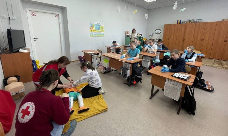 В Мурманске на базе школ и детских садов пройдут мастер-классы по оказанию первой помощи ребенку