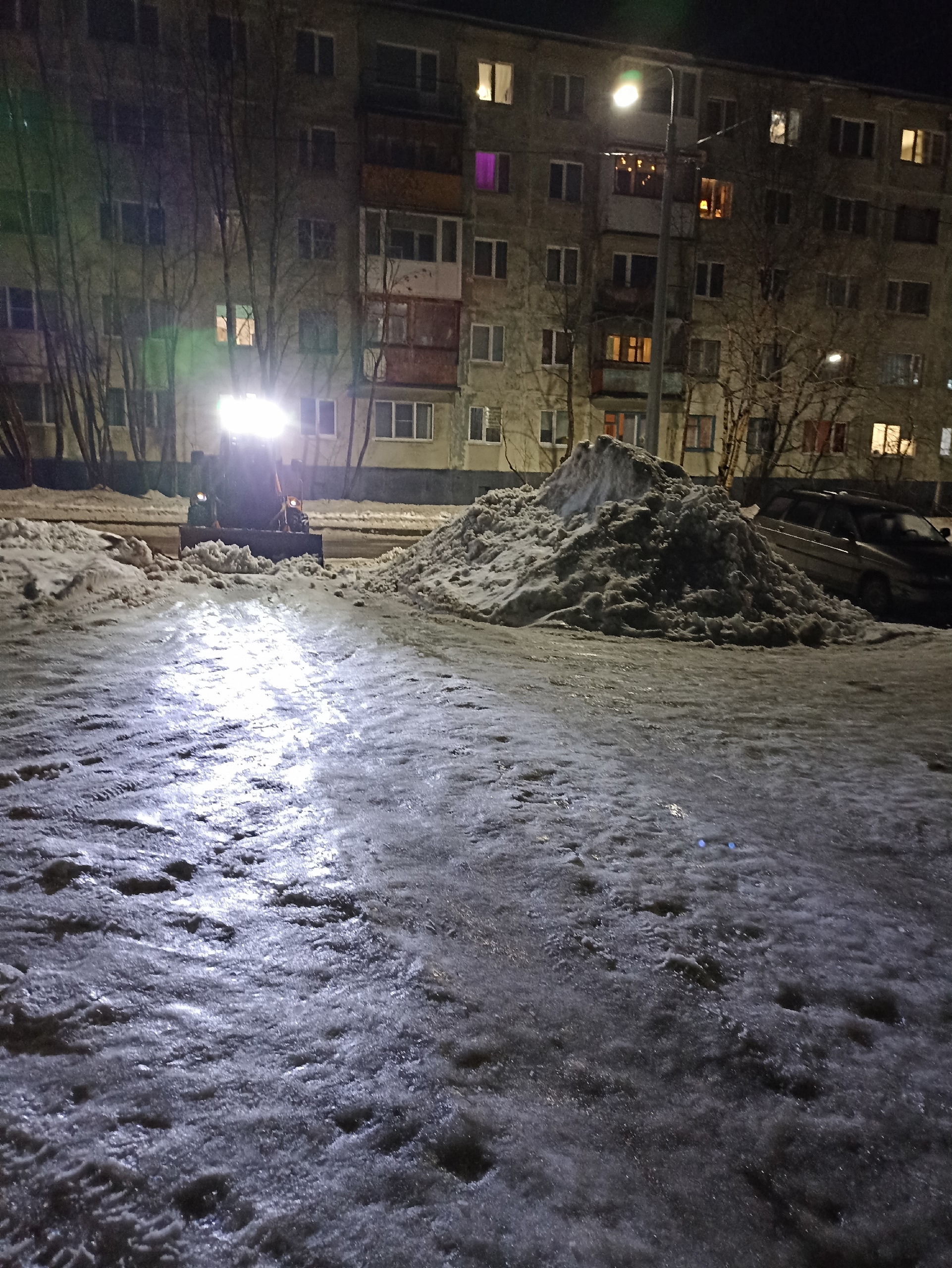 В Мурманске открылись полигоны для бесплатной приемки снега от УК