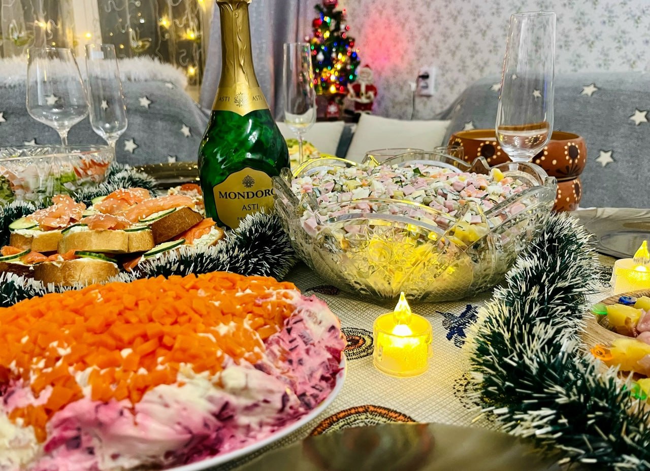 Рыбные закуски к вашему столу — быстро и понятно: тарталетки с суфле и бутербродики с икрой