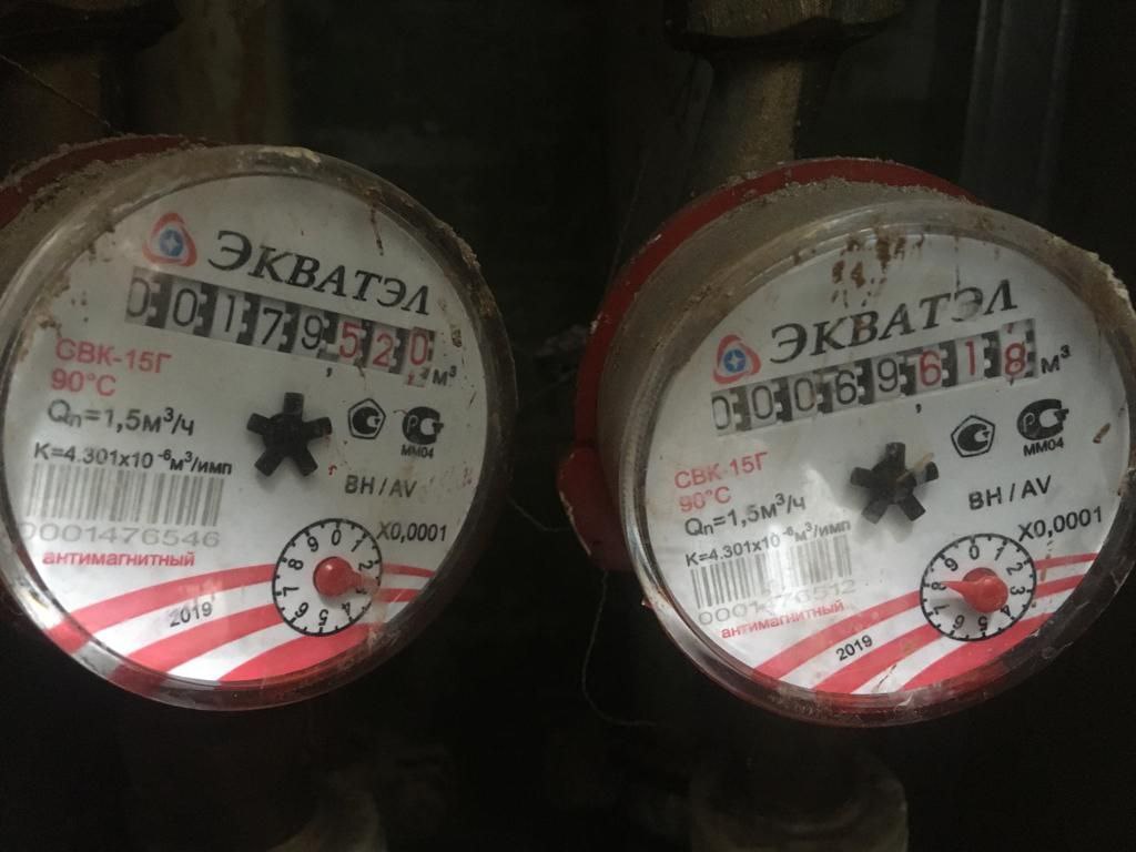 Счётчики в доме: если пломба повреждена, можно не платить штраф — смело атакуйте контролёра встречным актом