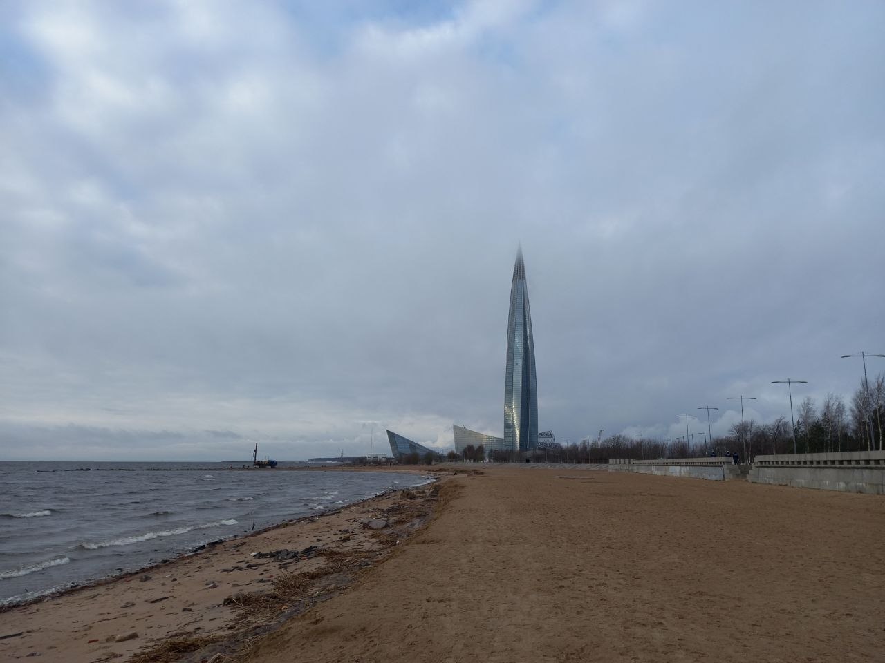 Петербургская «кукурузина»: какие тайны хранит самый северный небоскрёб мира — его строительство обошлось дороже Бурдж-Халифа