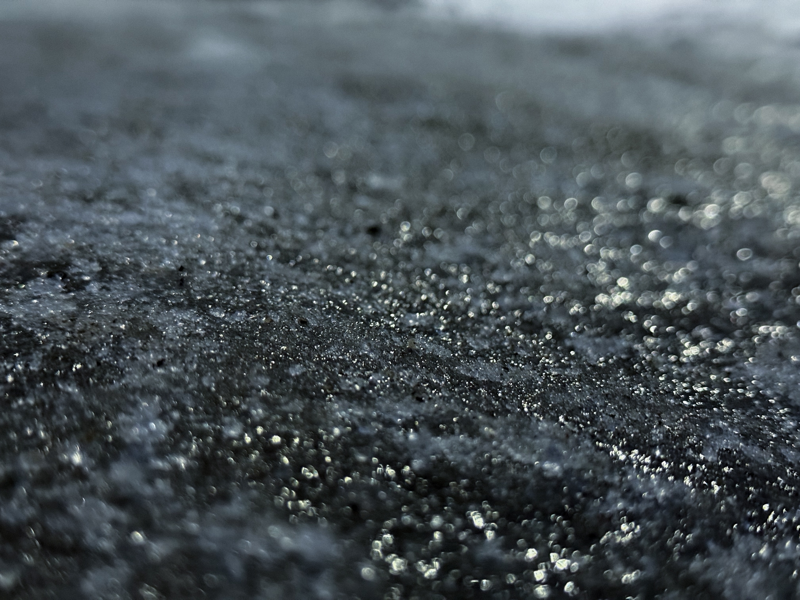Заморозки до -8°: в Мурманской области ГАИ призывает водителей не спешить с «переобувкой» авто