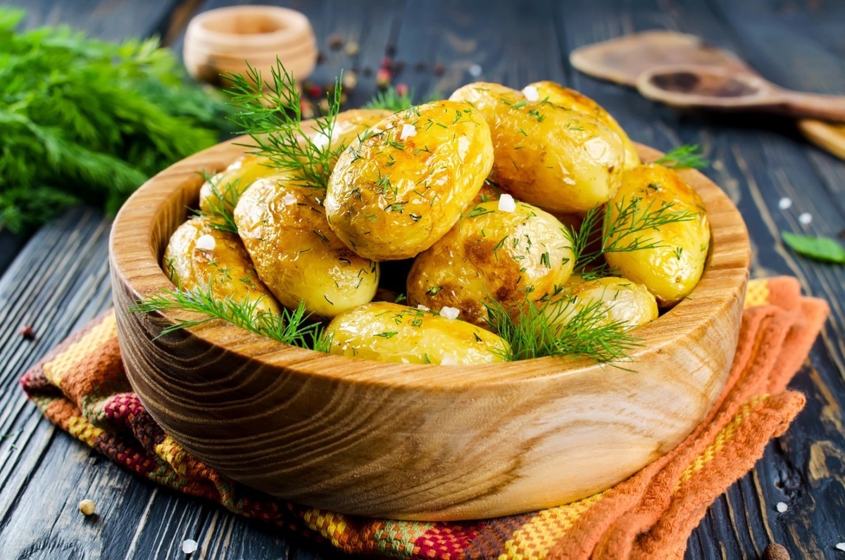 Картофель — герой кухни: 6 вкусных и лёгких рецептов его приготовления