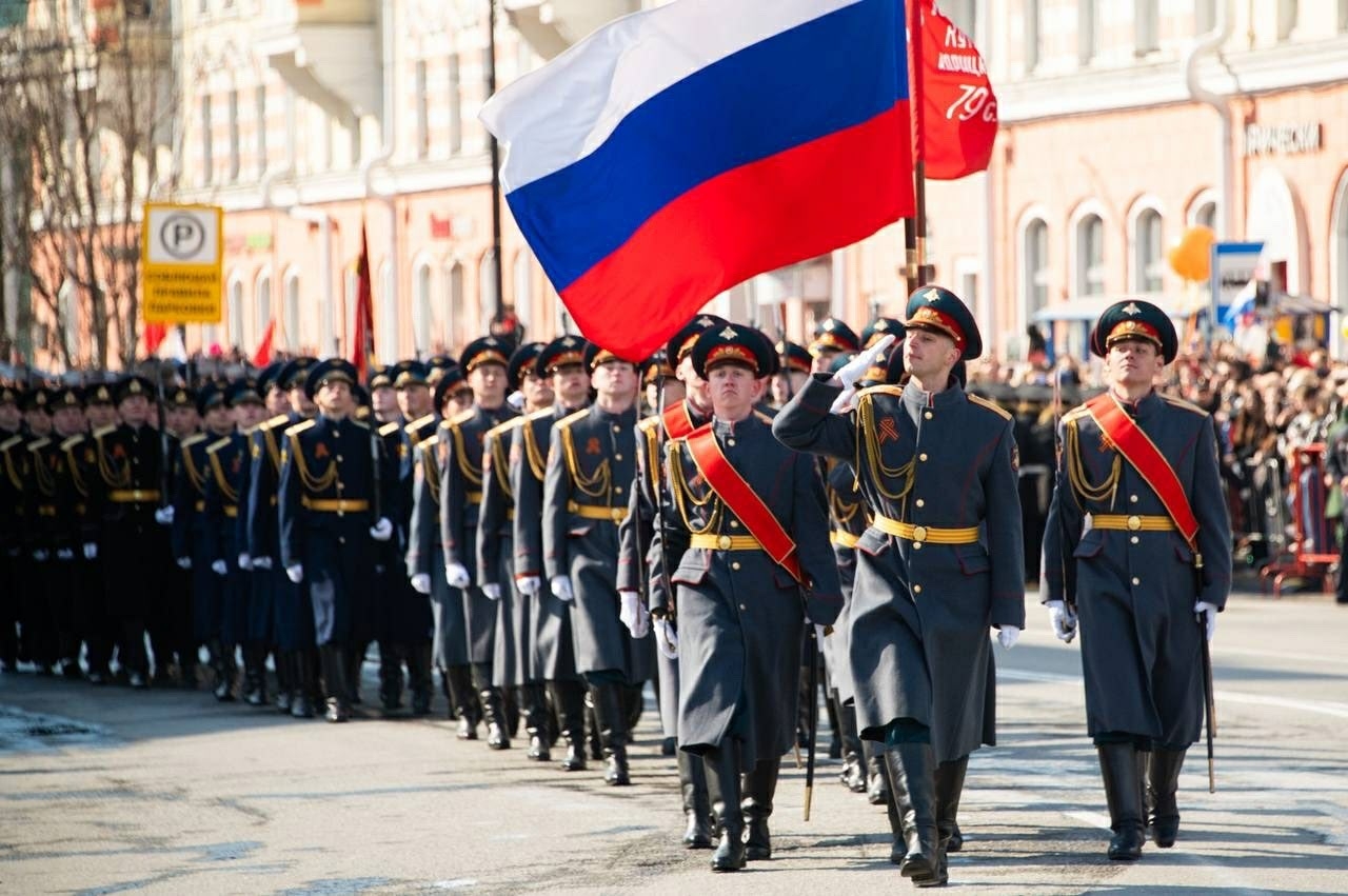 «Подвиг поколения победителей»: Игорь Морарь поздравил Мурманск с 81-й годовщиной Победы